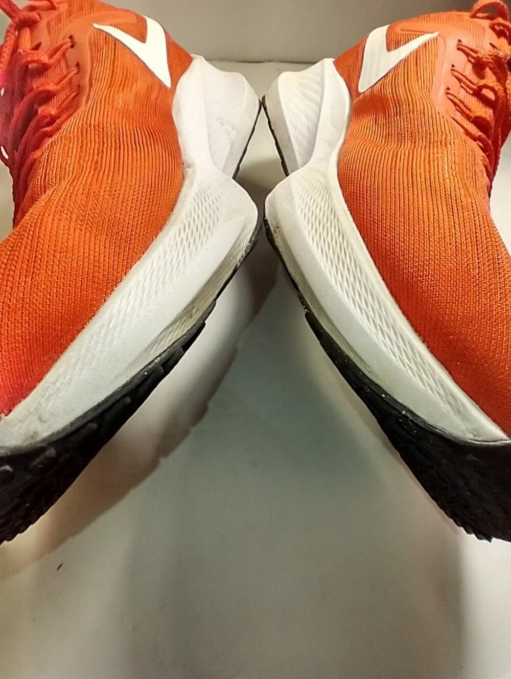 Nike Air Zoom Pegasus 39 Orange Athletic Running Shoes Women's sz 11.
